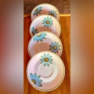 4 Noritake Progression Japan 
Up Sa Daisy Saucers 
Measures 6” 
Piece Code: SAU